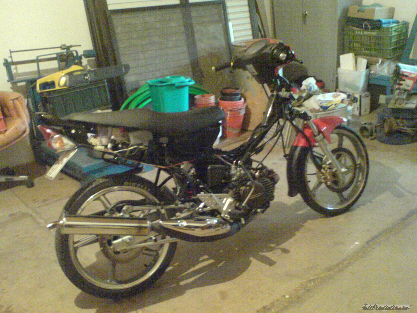Photo 1075002