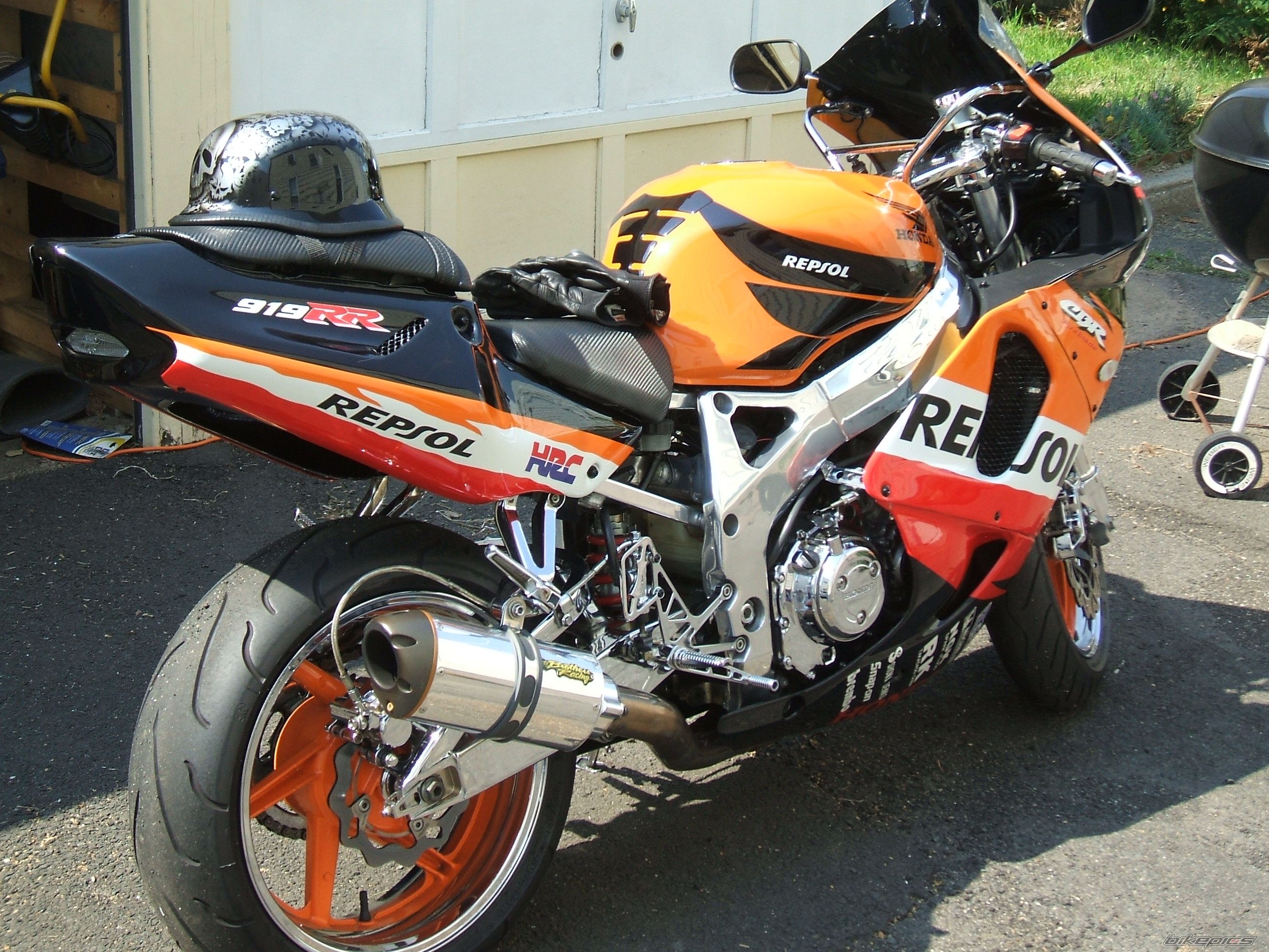 Photo 1075009