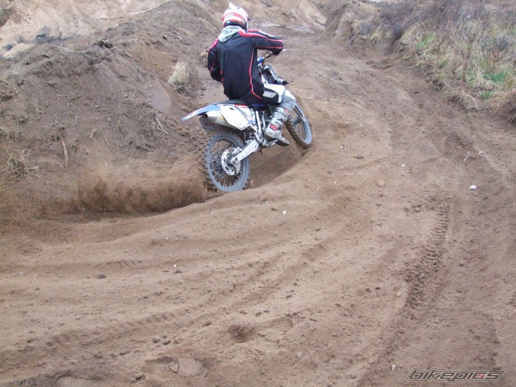 Photo 1075045