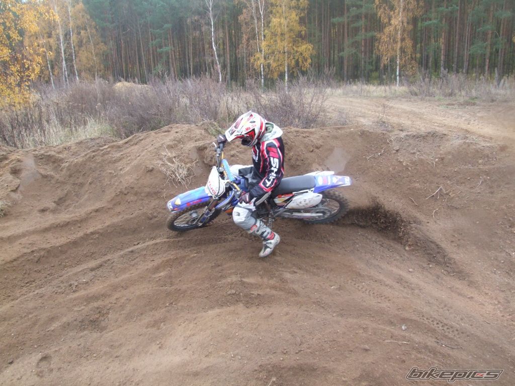 Photo 1075068