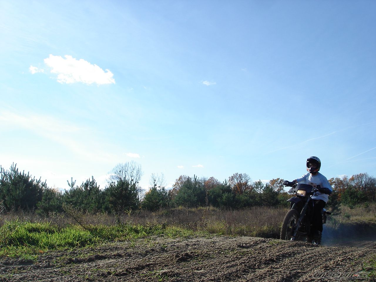 Photo 1075202