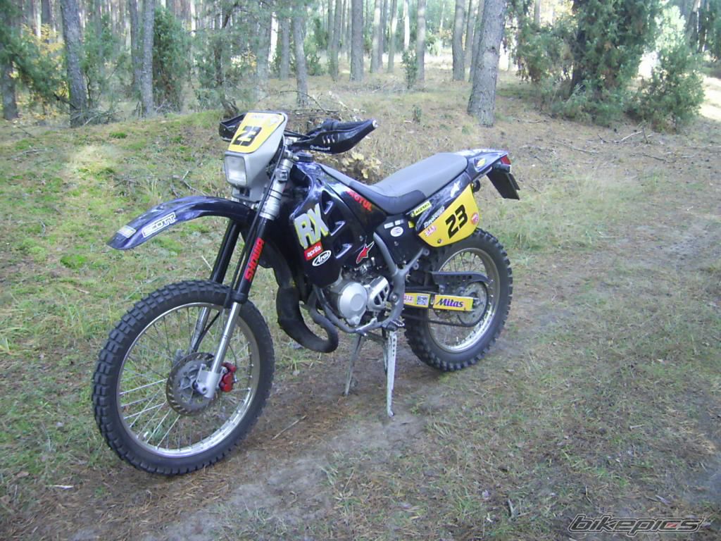 Photo 1075337