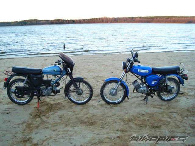 Photo 1075496