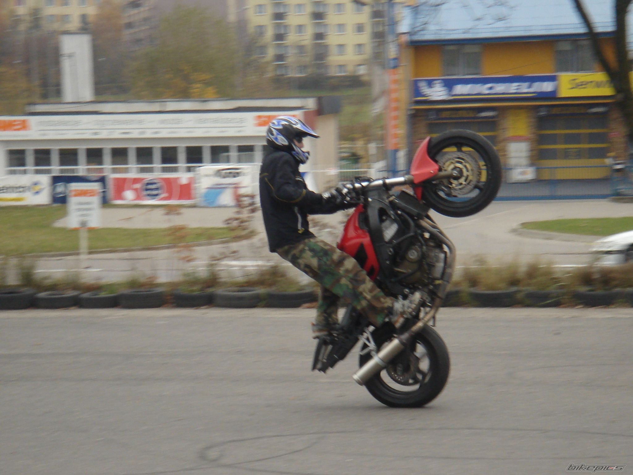 Photo 1075611