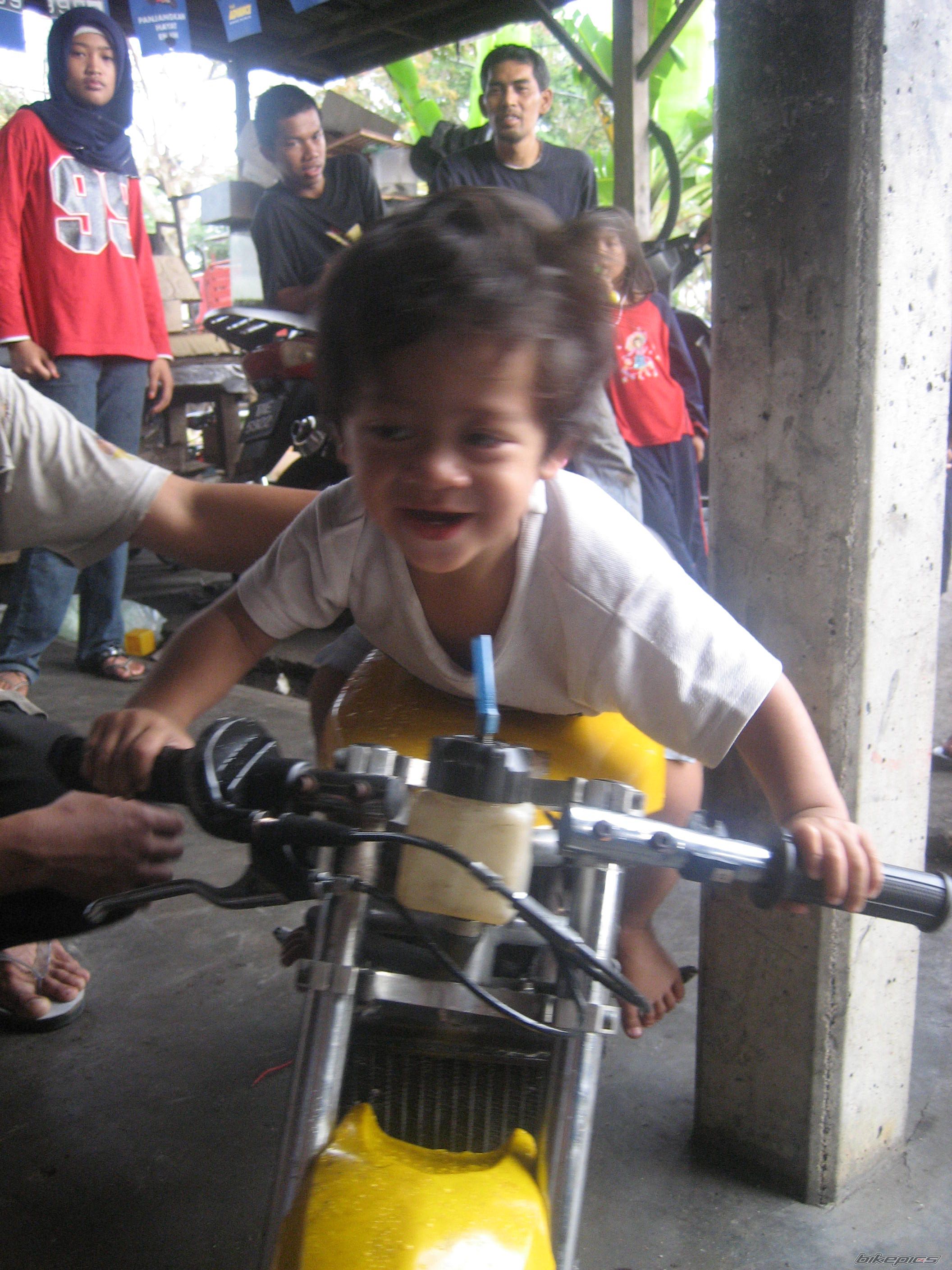 Photo 1075623