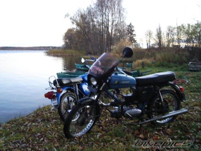 Photo 1075638