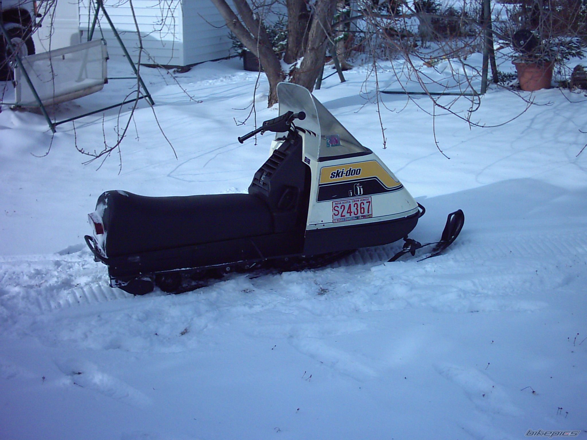 Photo 1075671