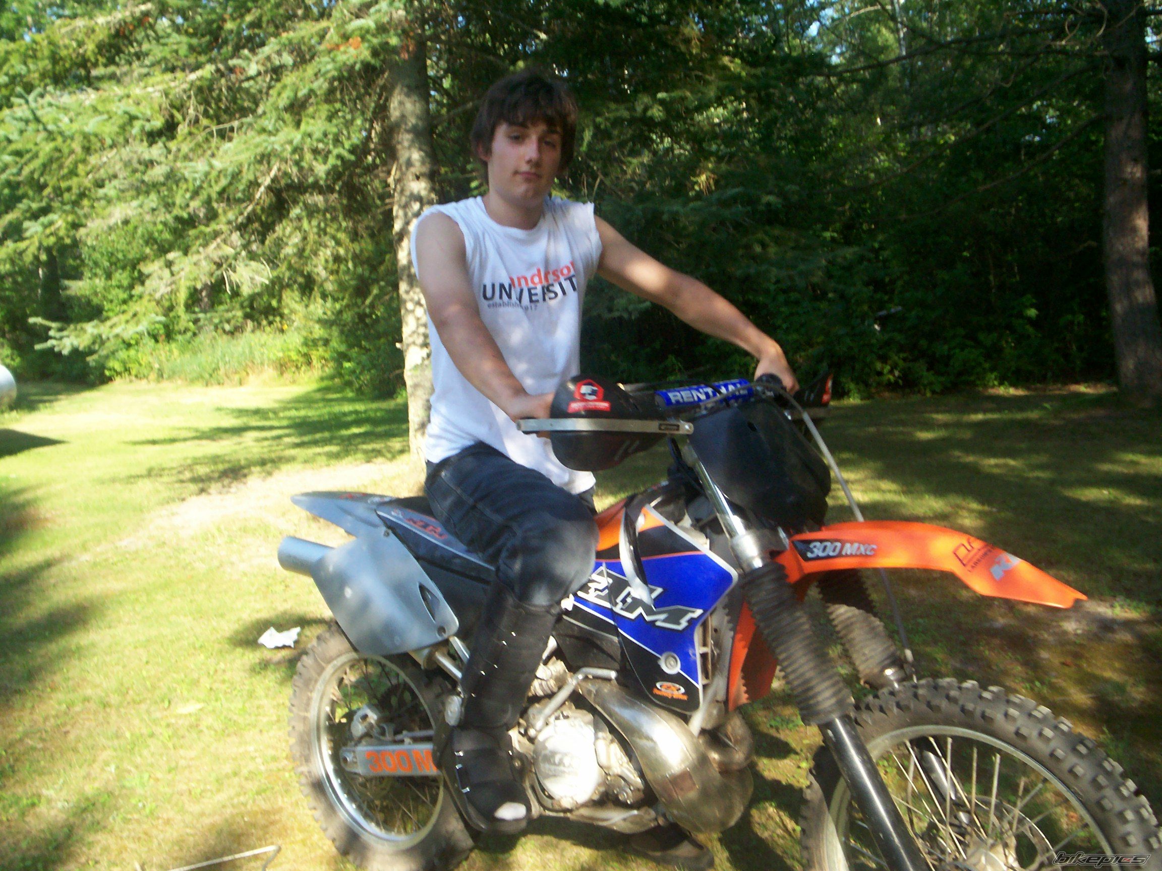 Bike Photo 1075877