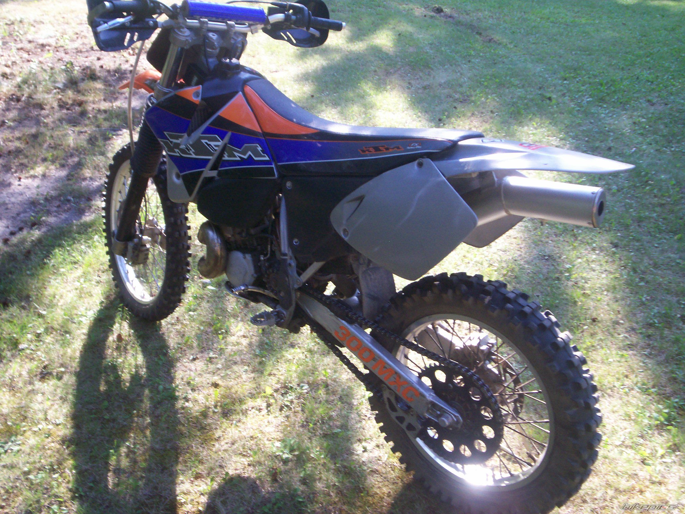 Photo 1075880