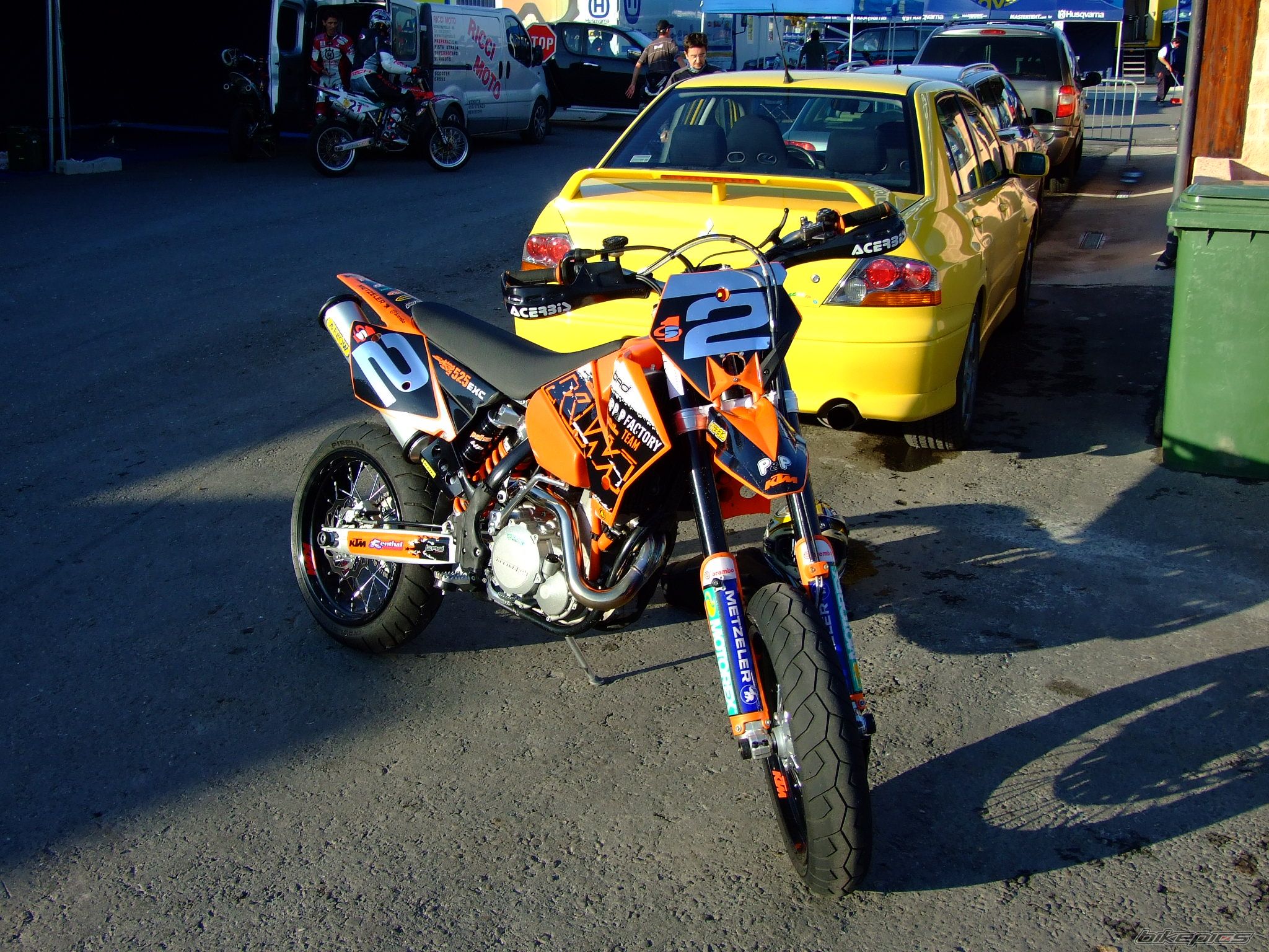 Photo 1075971