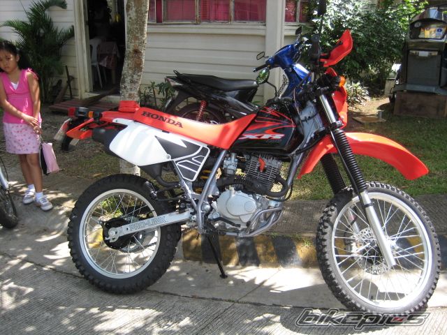 Photo 1076203