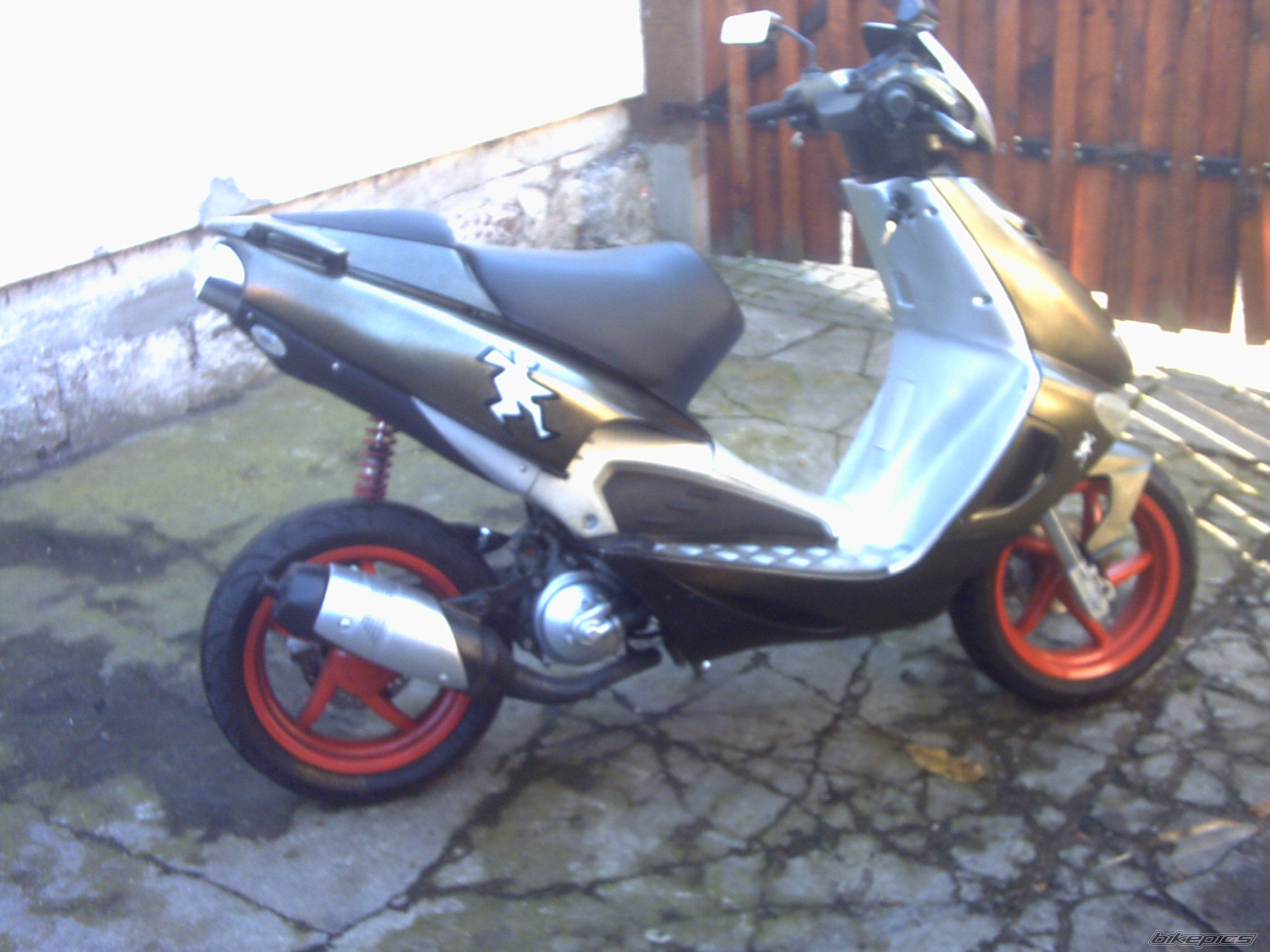 Photo 1076550