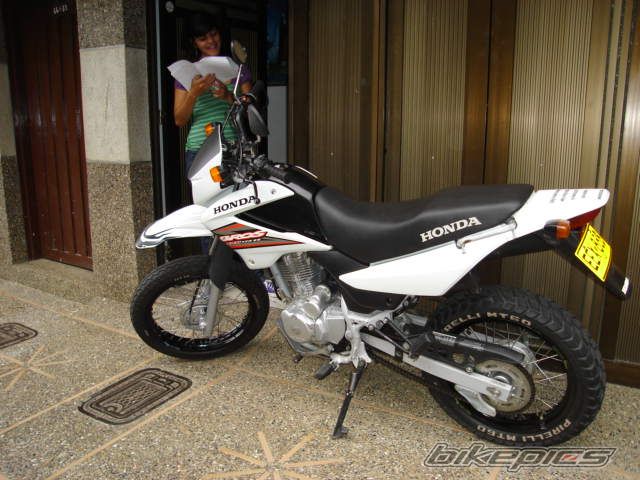 Photo 1076618