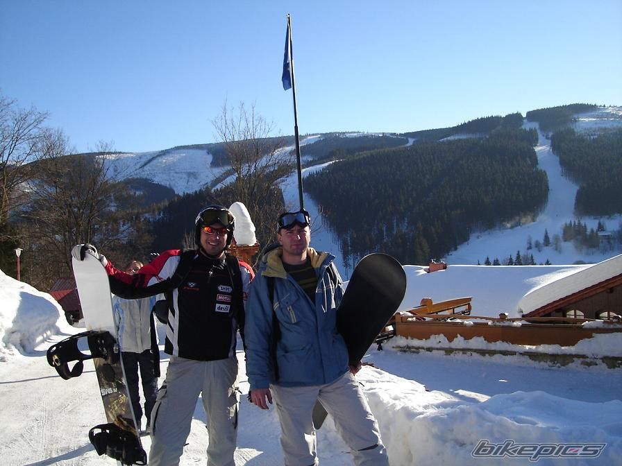 Photo 1076696