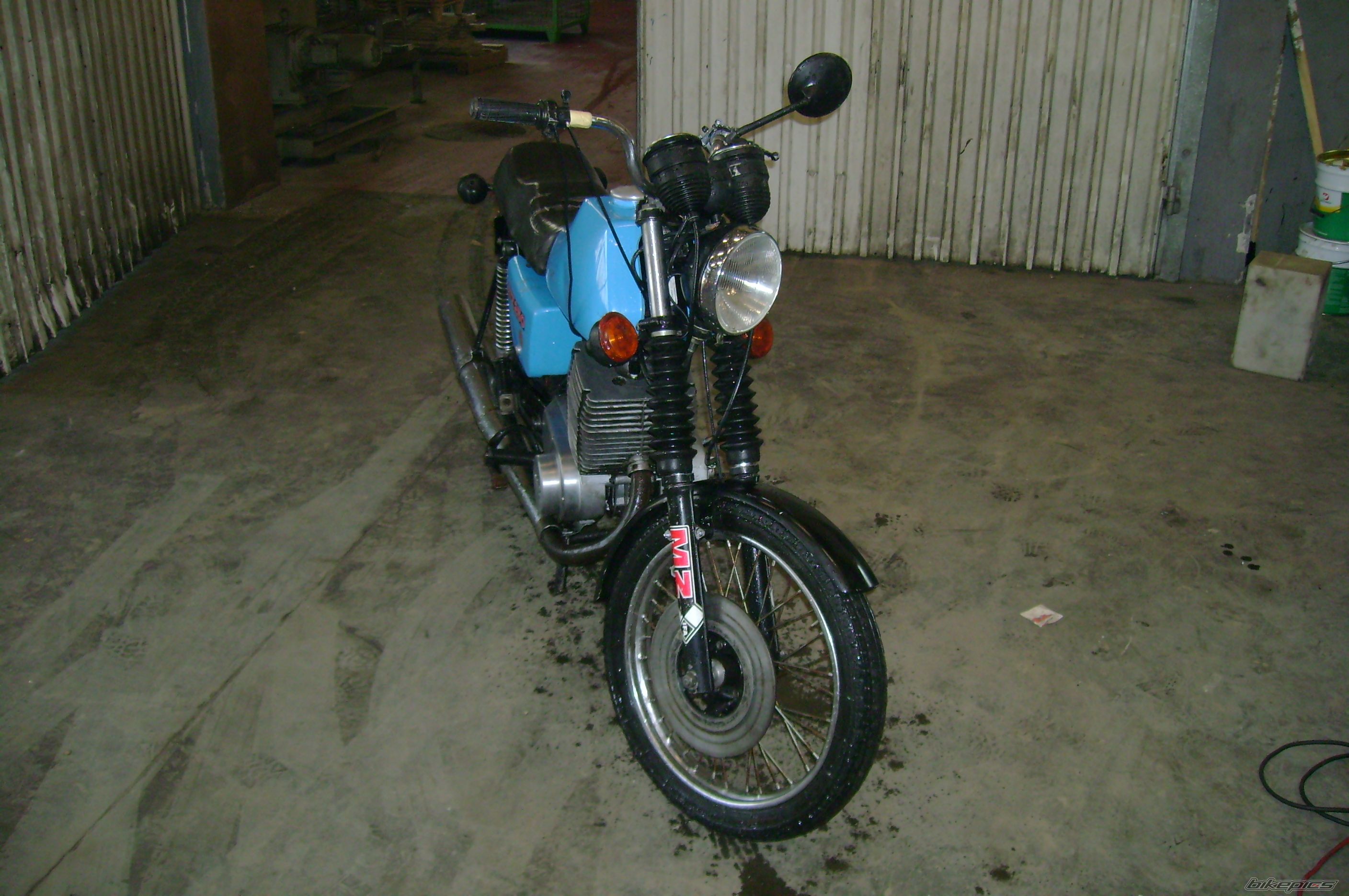 Photo 1076697
