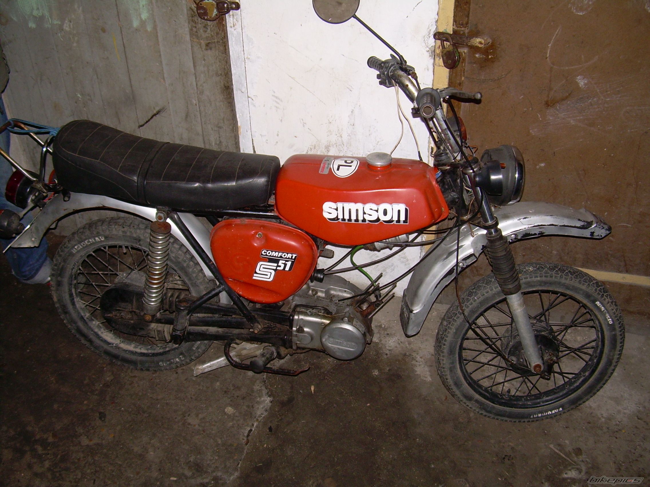 Photo 1076782