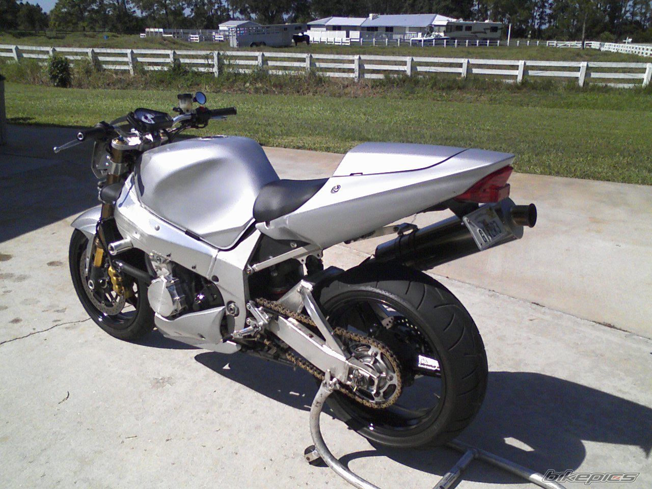 Photo 1076822