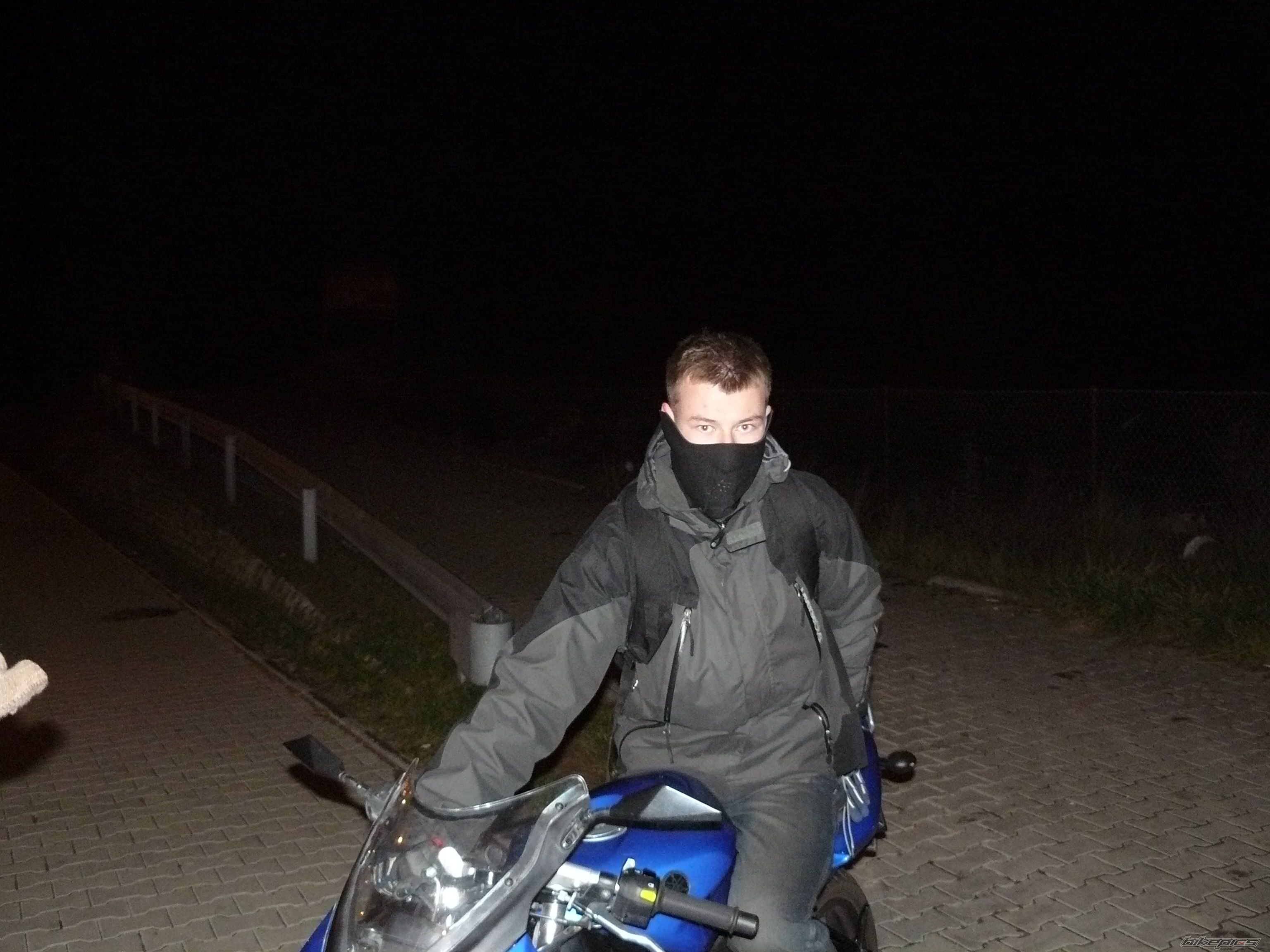 Photo 1076884