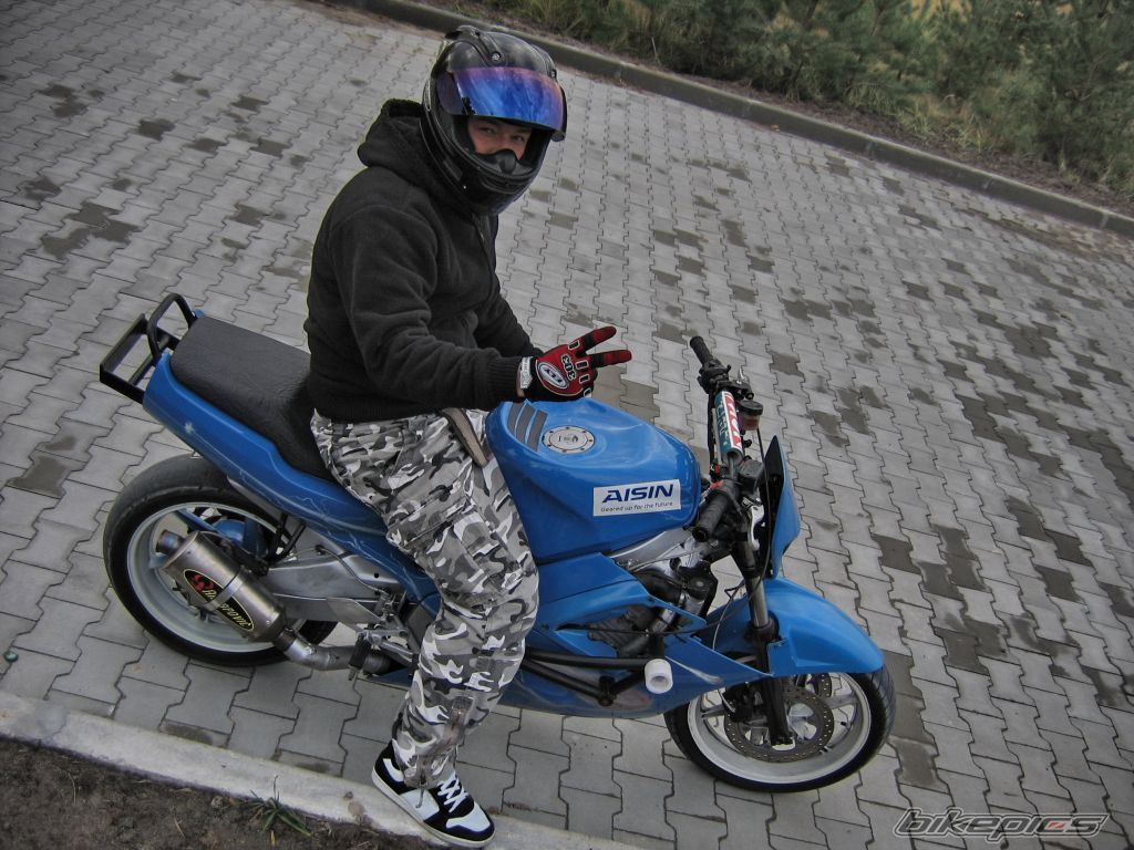 Bike Photo 1076885