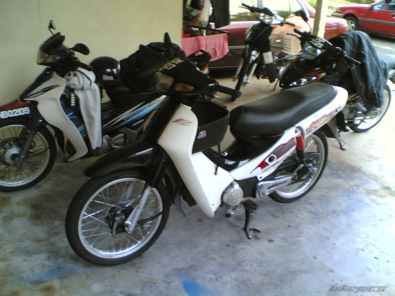 Photo 1076989