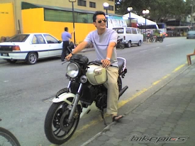 Photo 1077024
