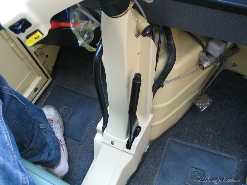 Photo 1077107