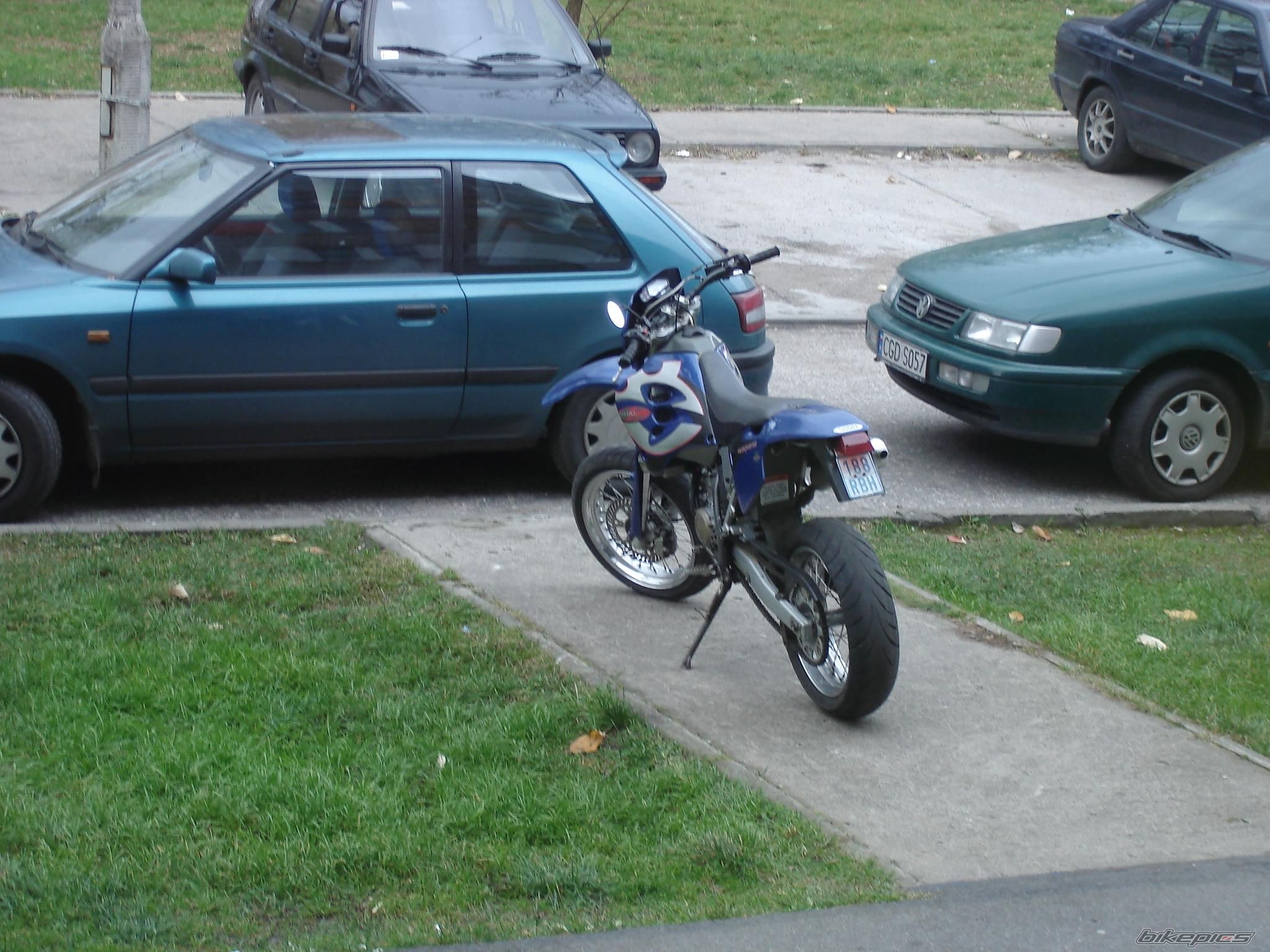 Bike Photo 1077199