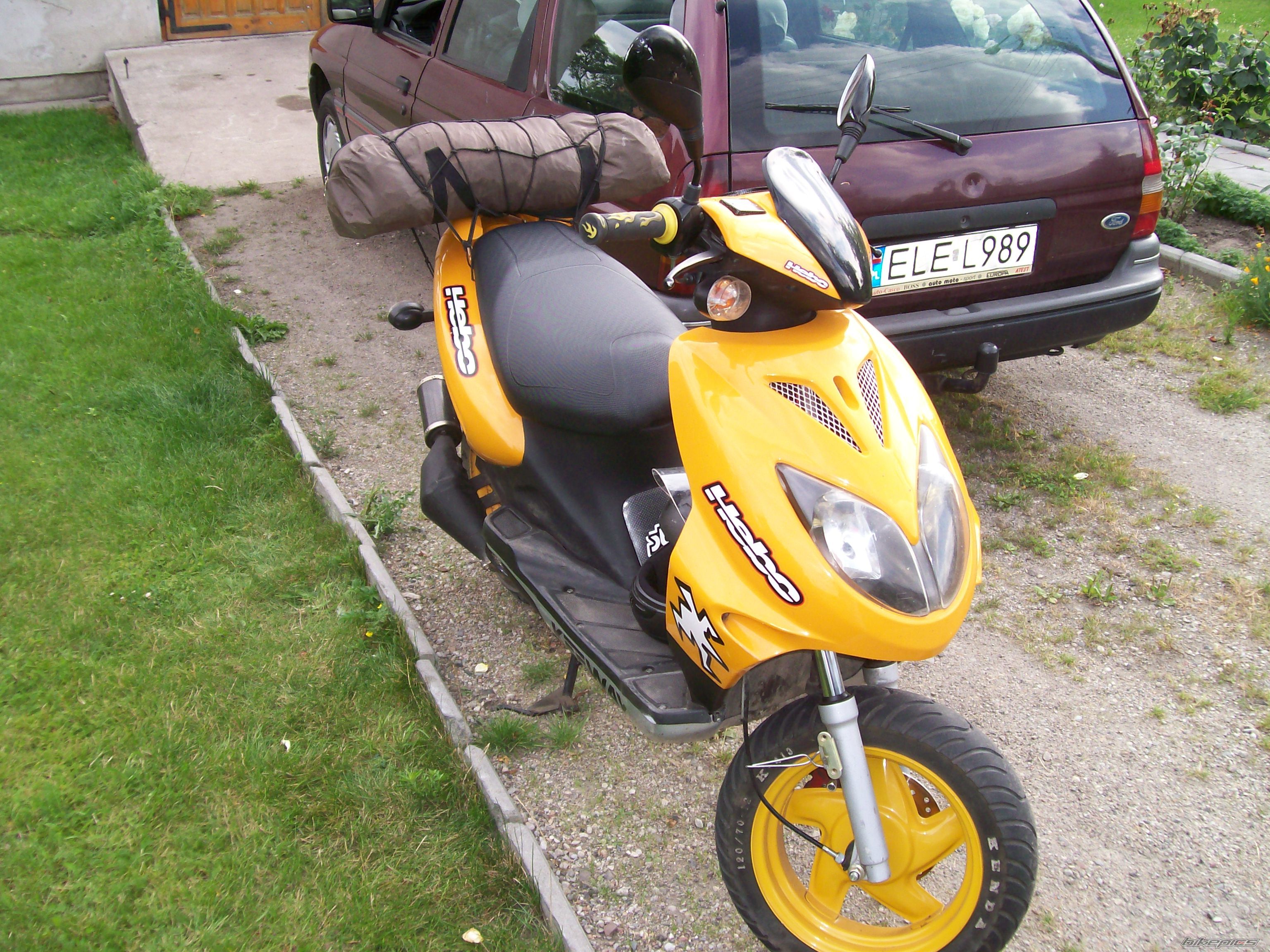 Photo 1077256