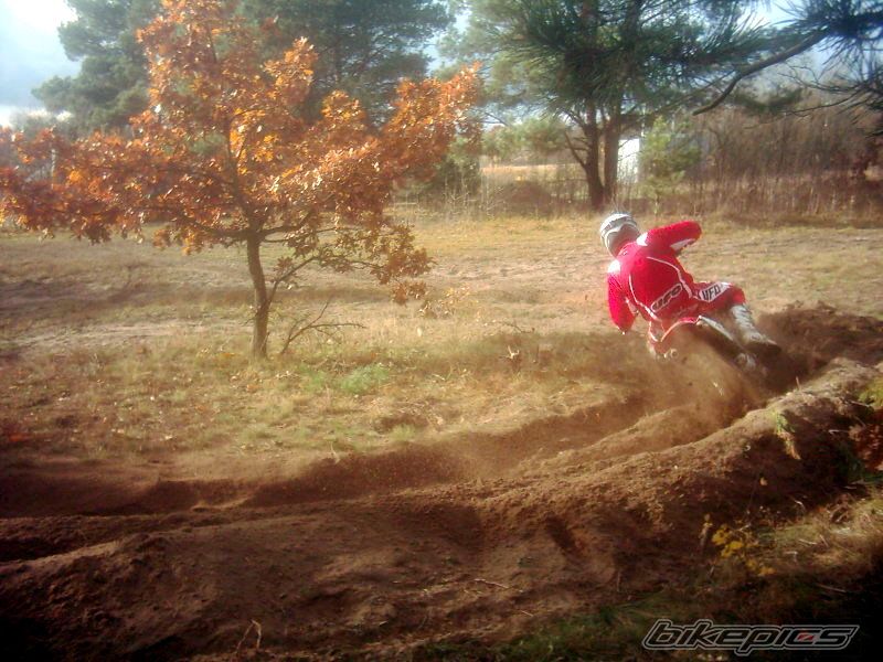 Photo 1077364