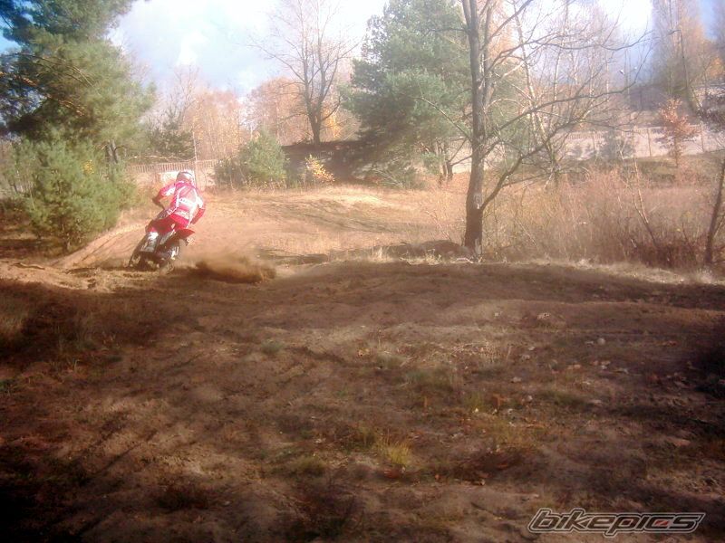 Photo 1077377