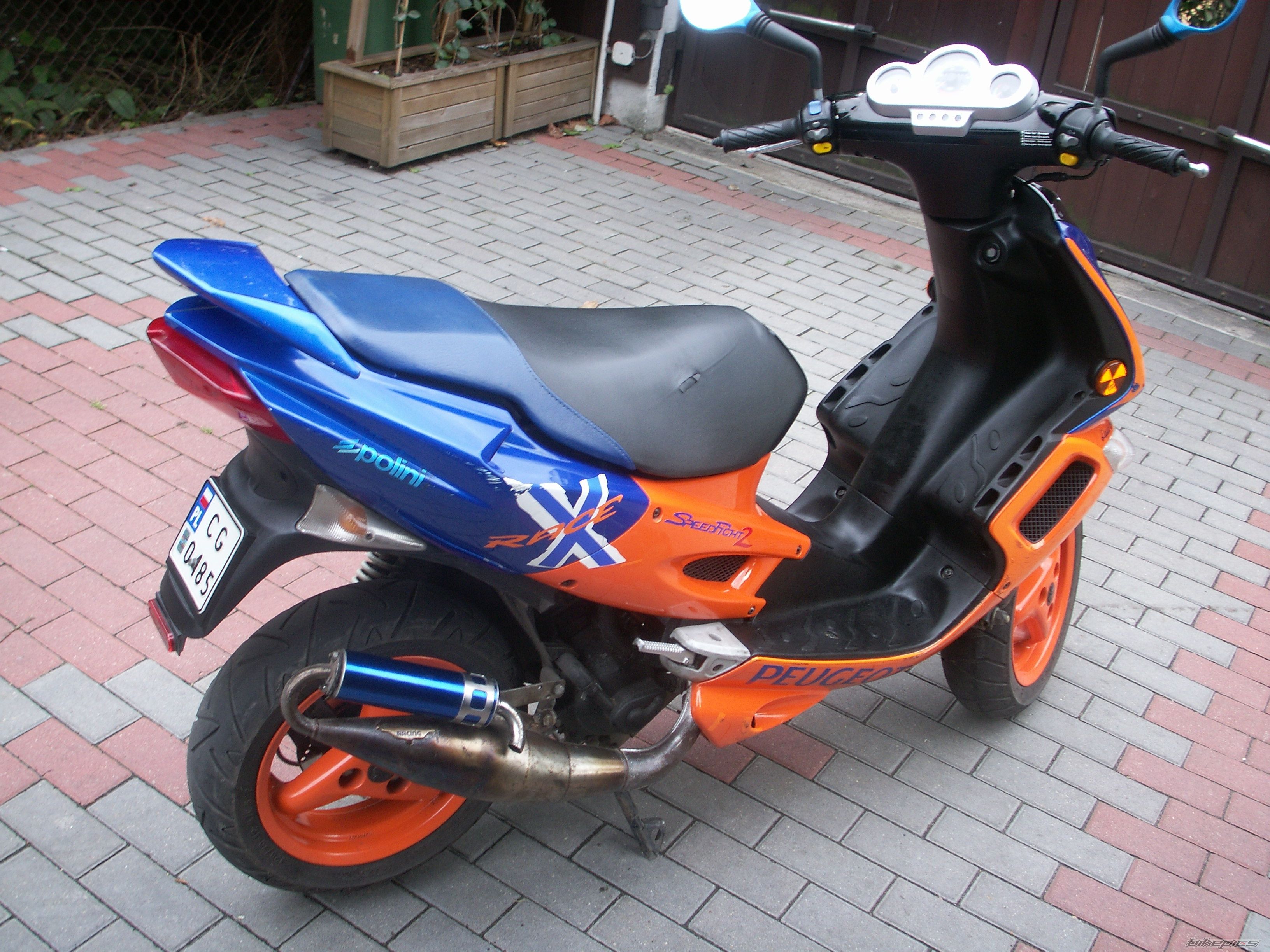 Photo 1077576