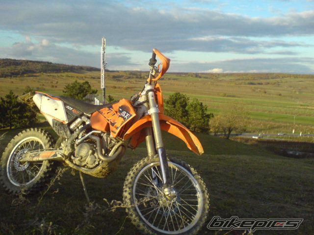 Photo 1077578