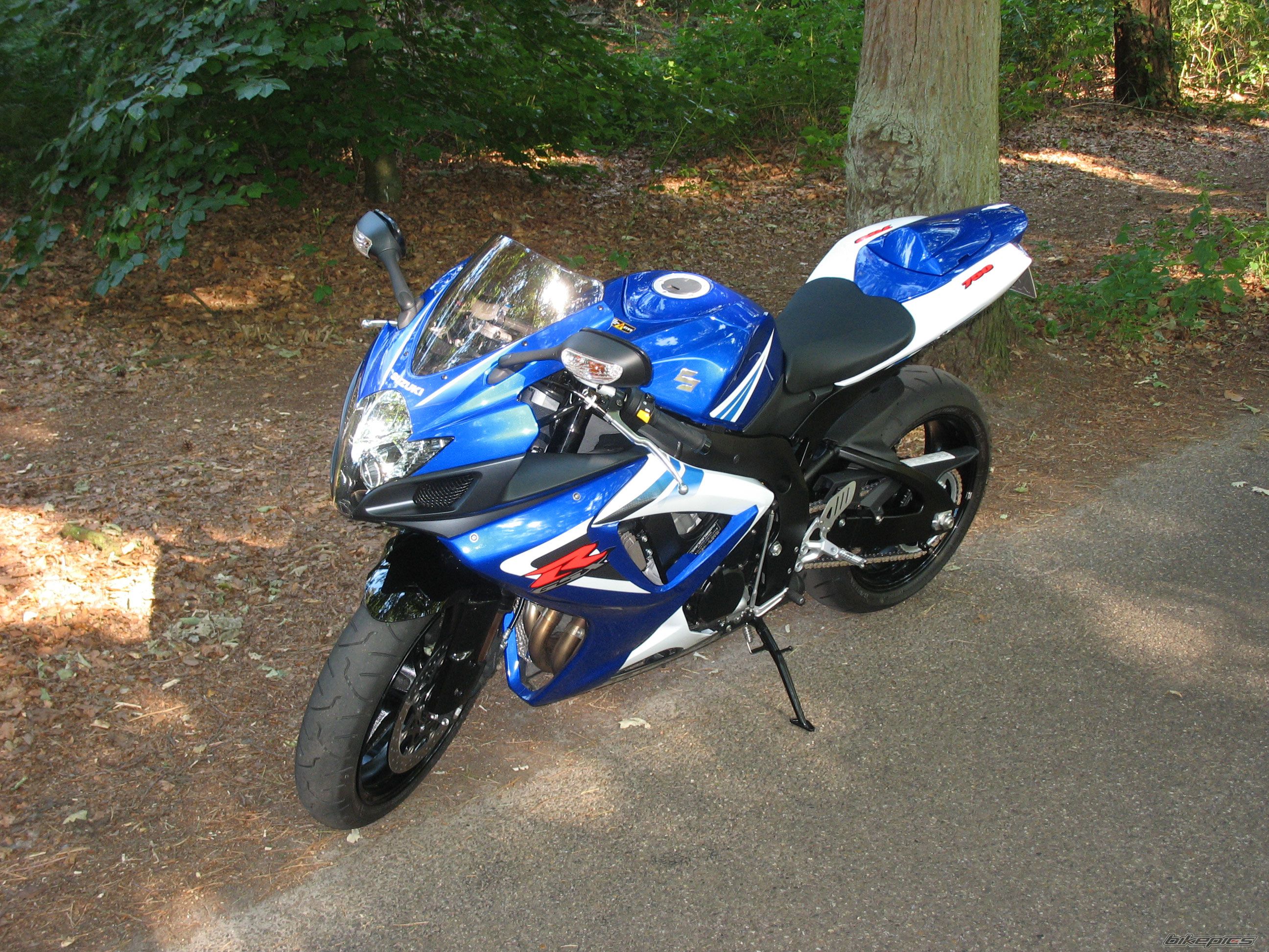 Photo 1077640