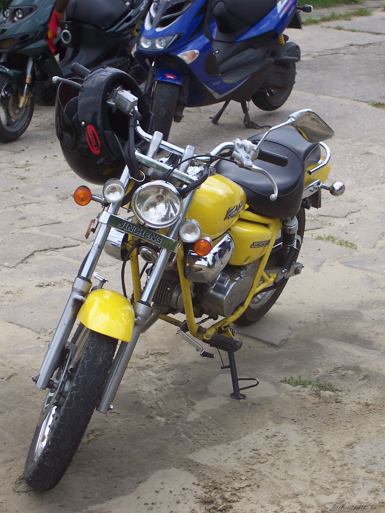 Photo 1077672