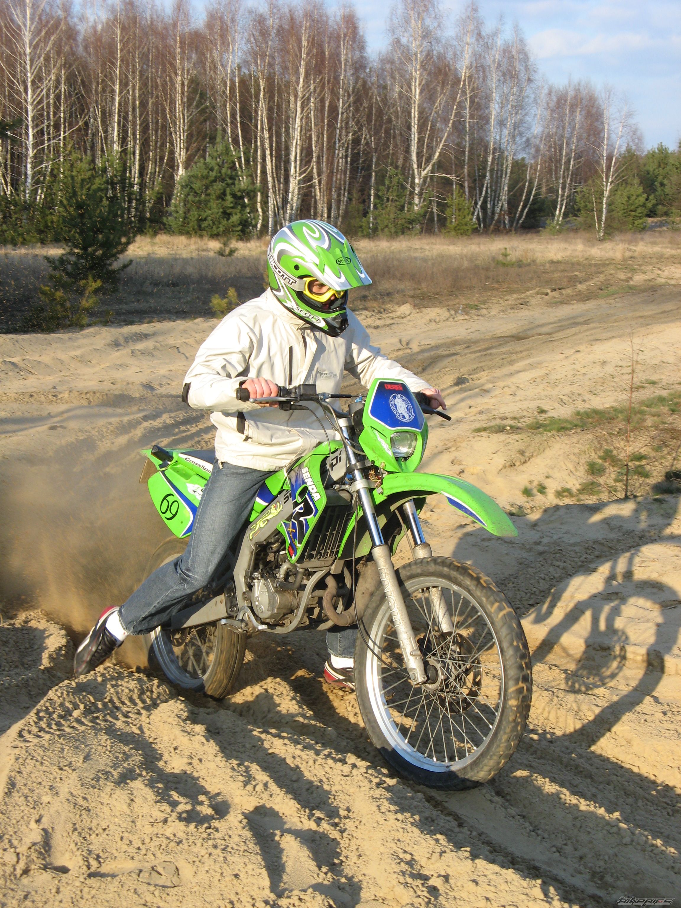 Photo 1077674