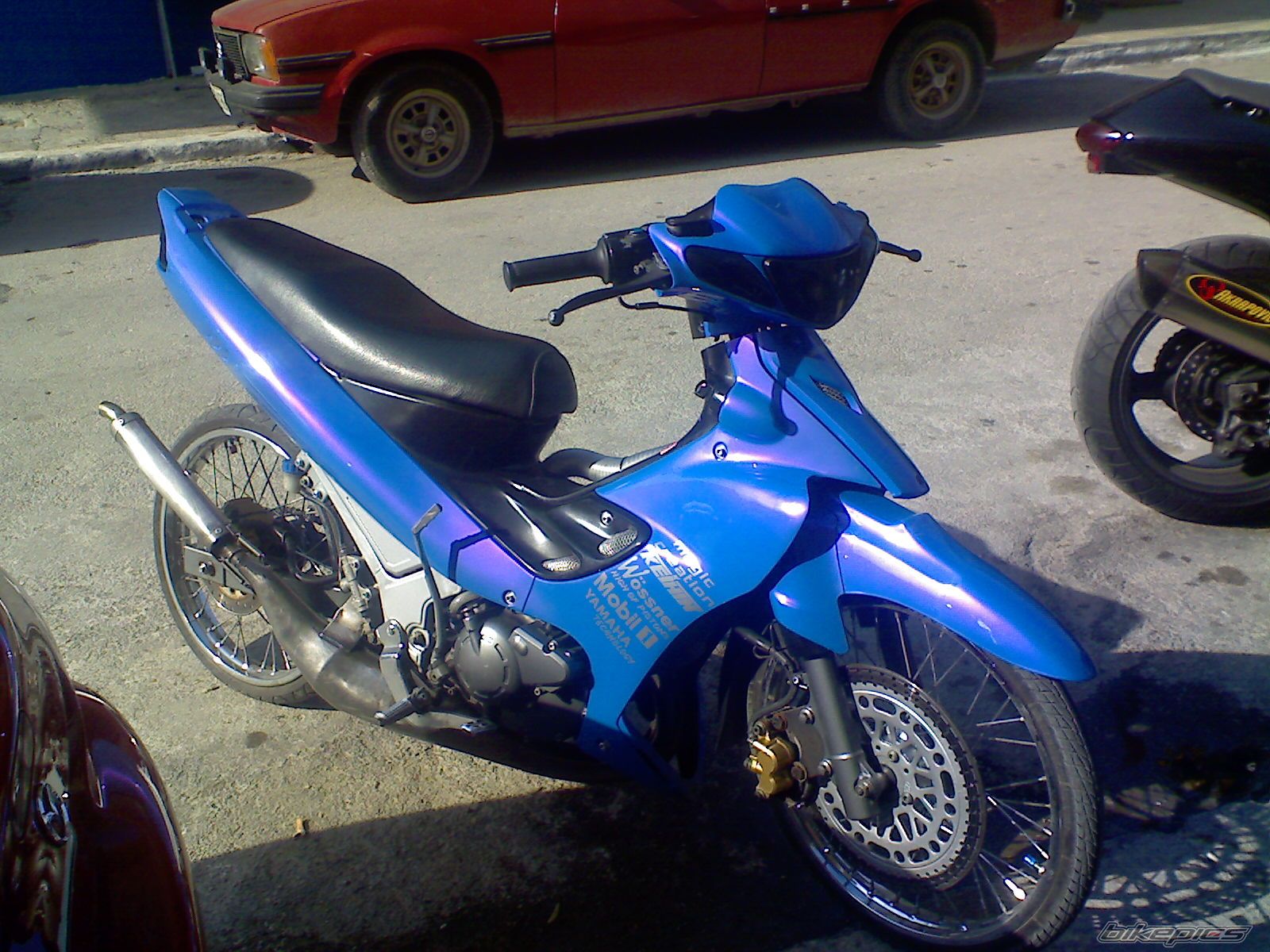 Photo 1077721