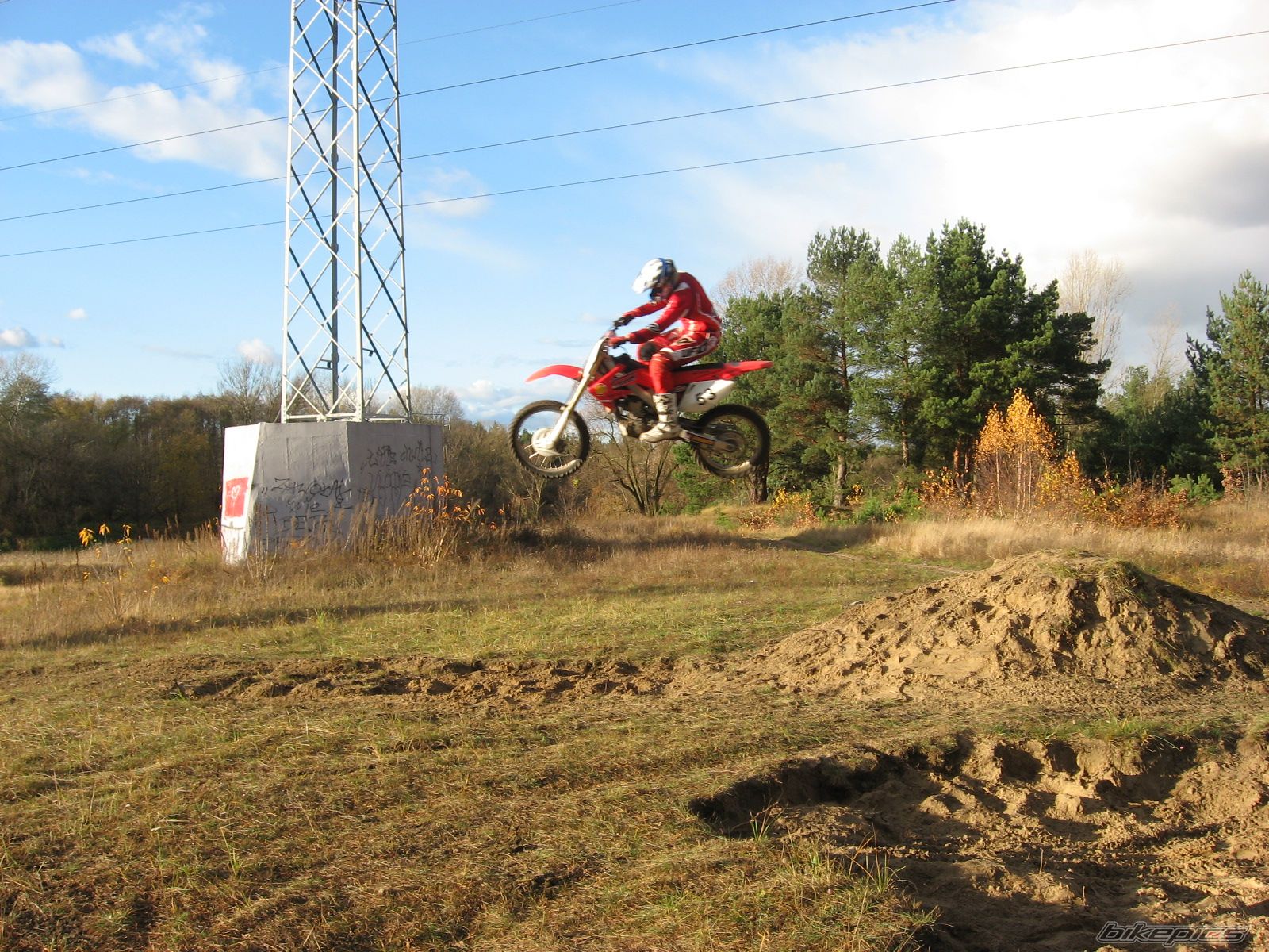 Photo 1077827