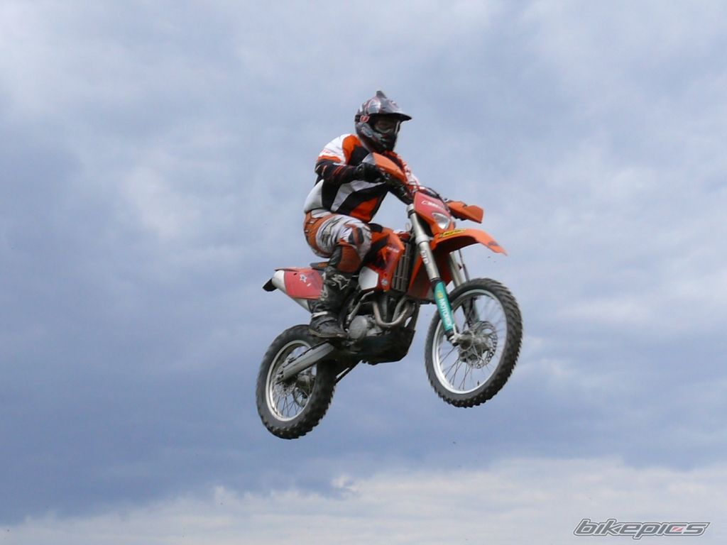 Photo 1077833