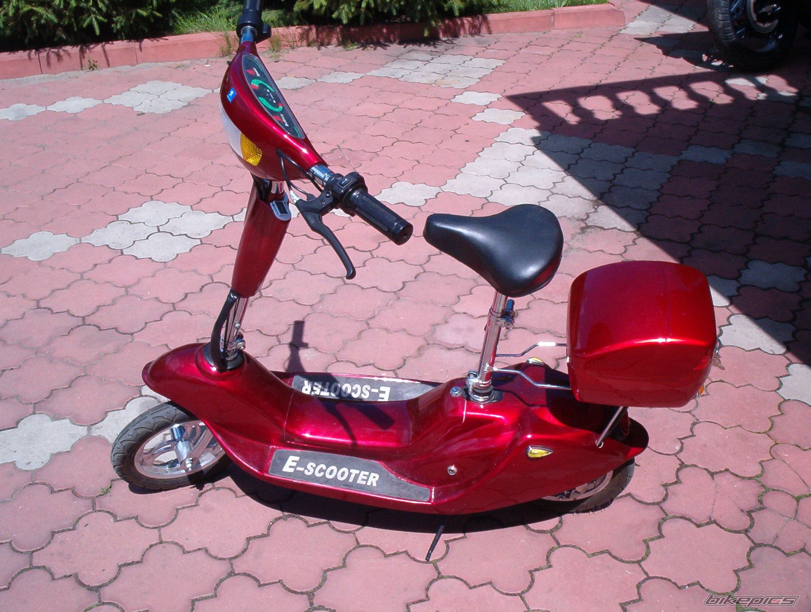 Photo 1077898