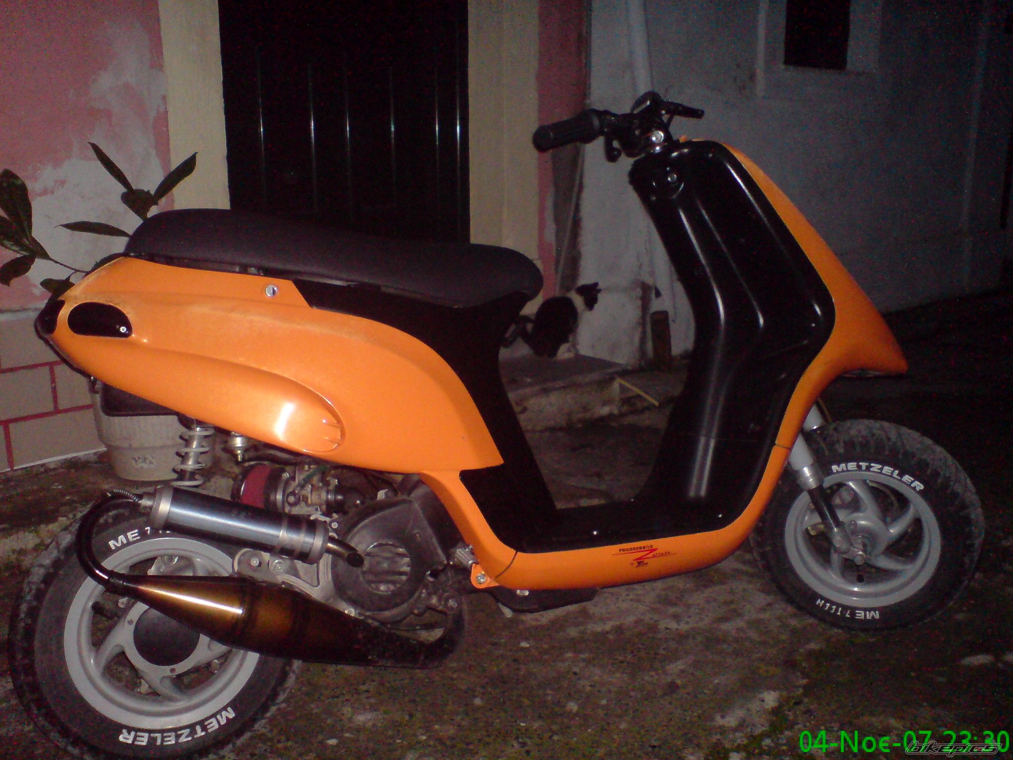 Photo 1077923