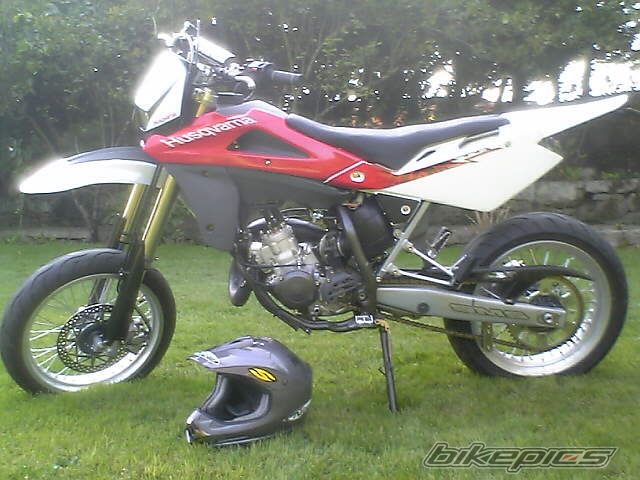 Photo 1077958