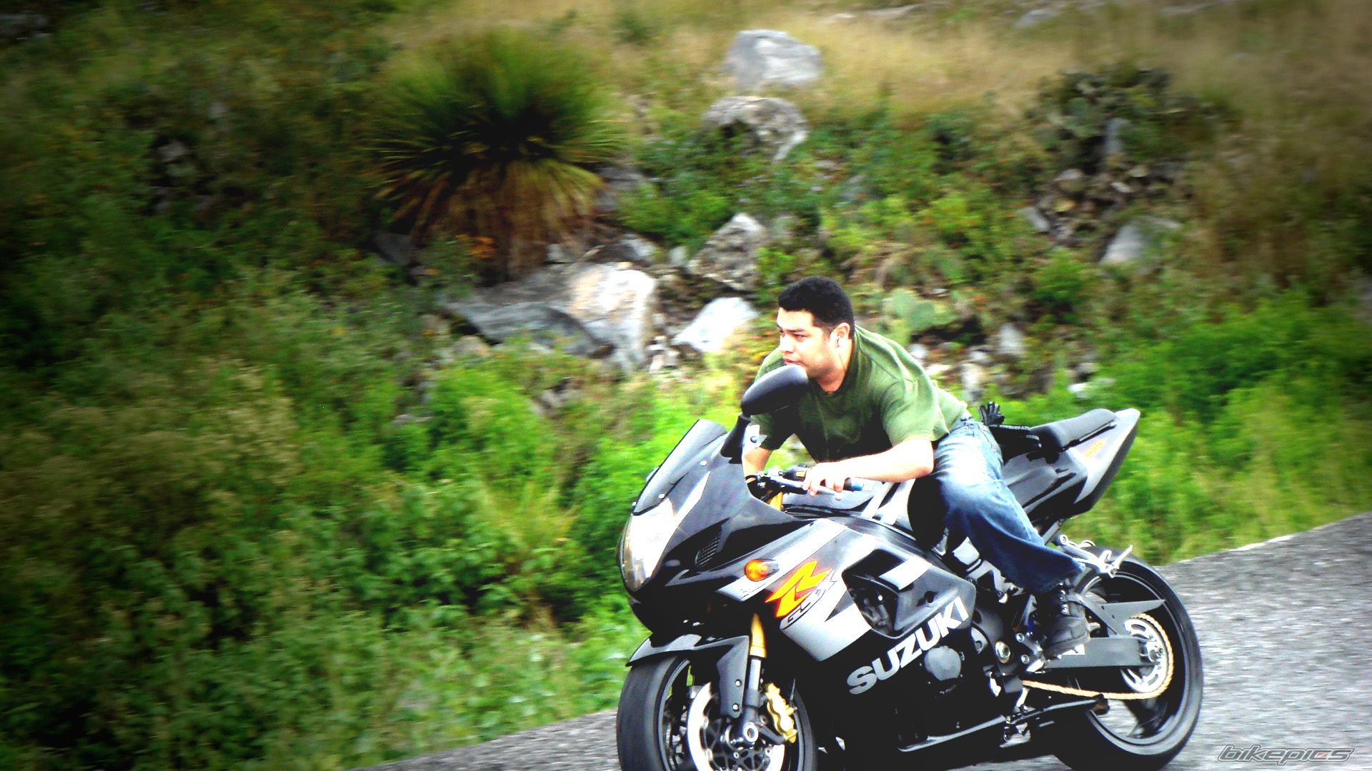 Photo 1077984