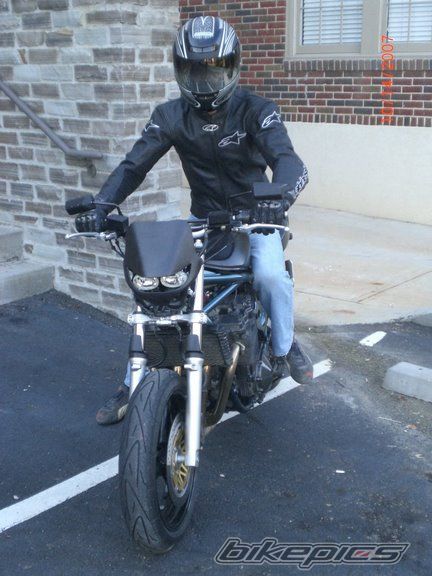 Photo 1078011
