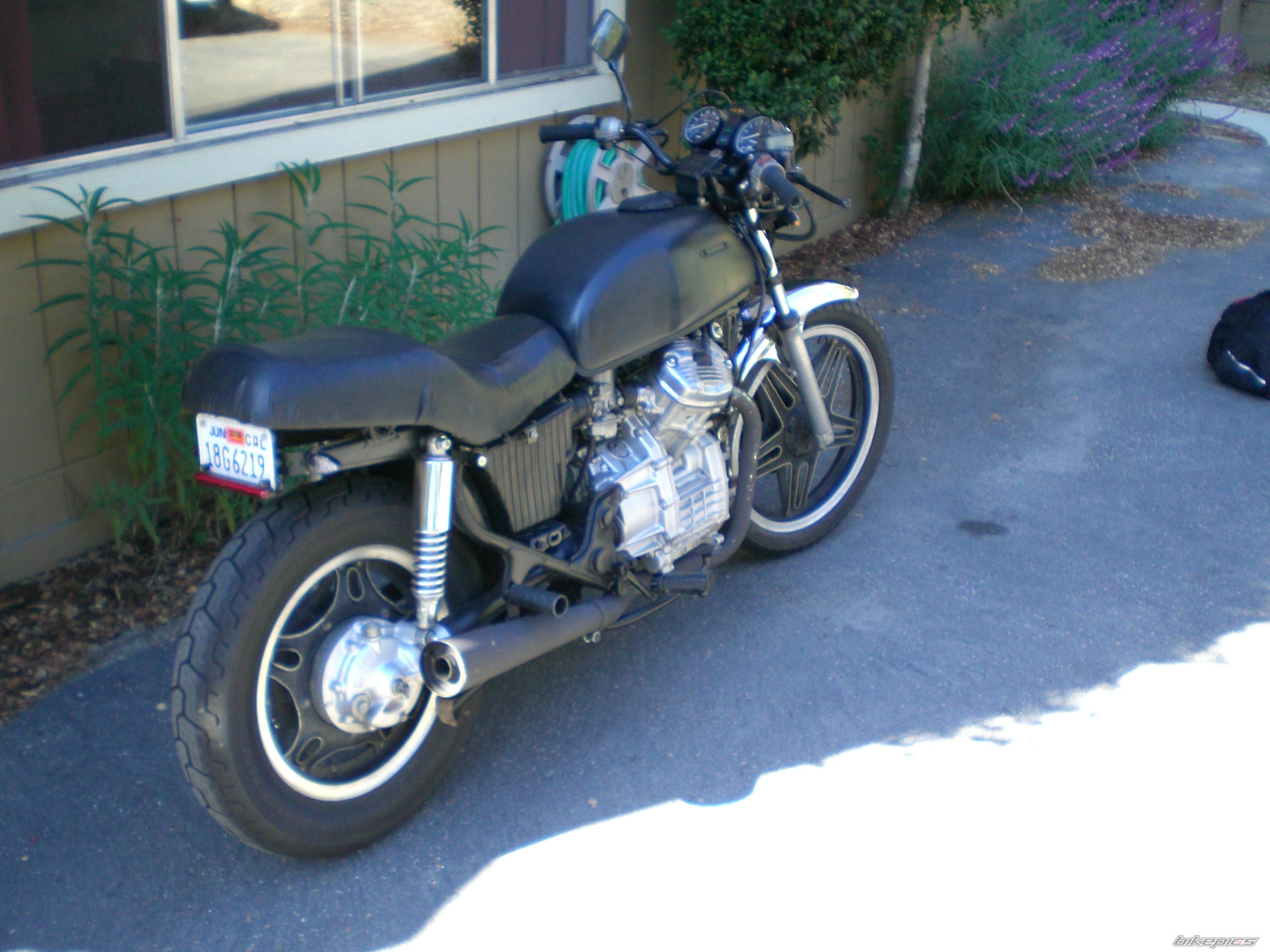 Photo 1078039