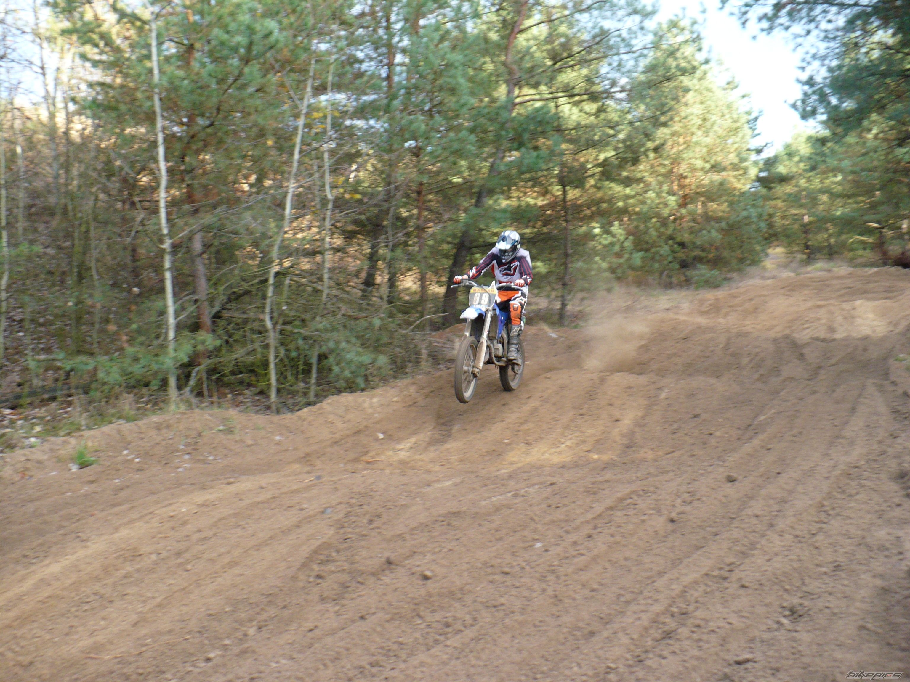 Photo 1078377