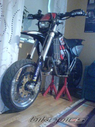 Photo 1078396