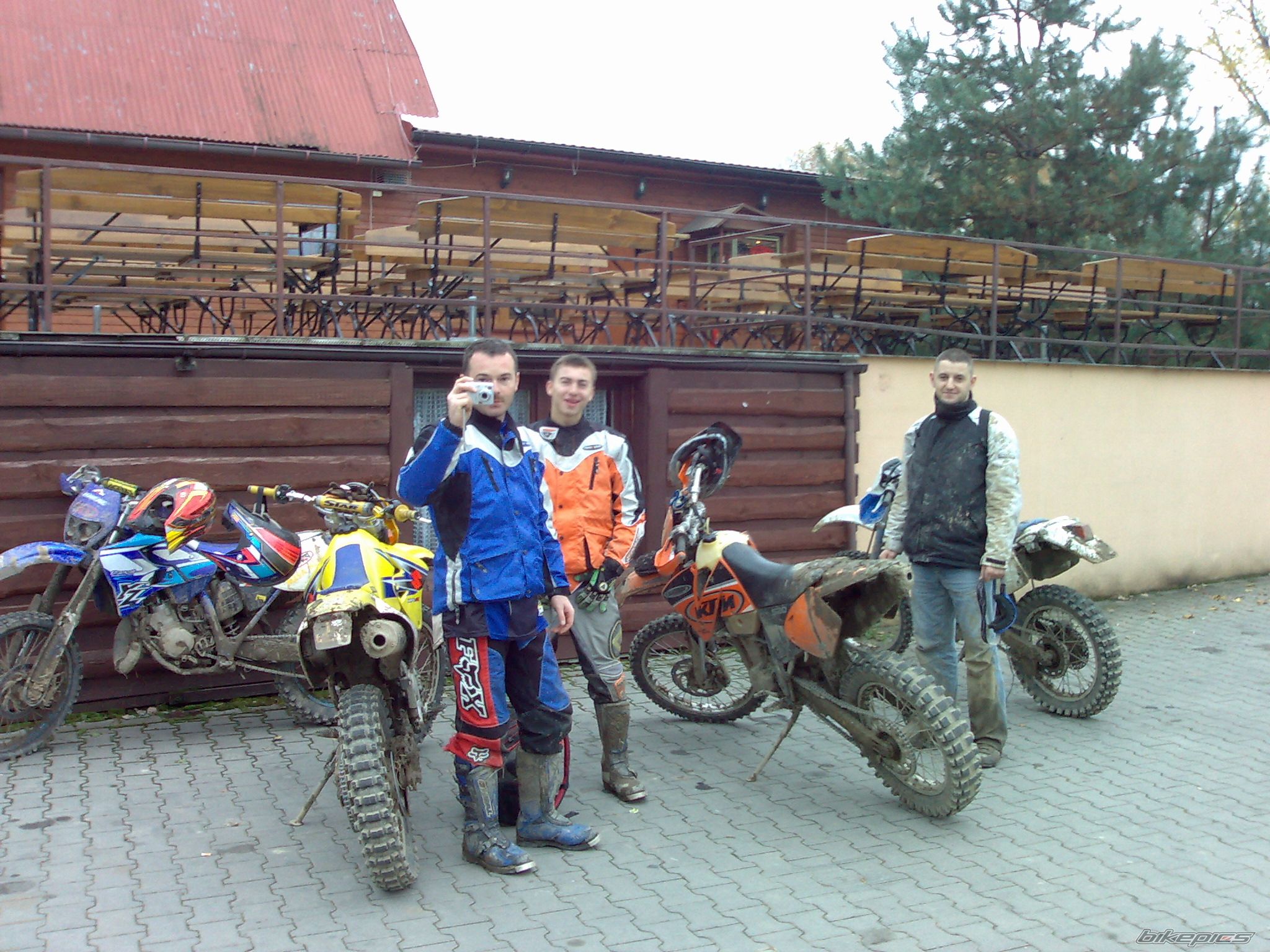 Photo 1078447