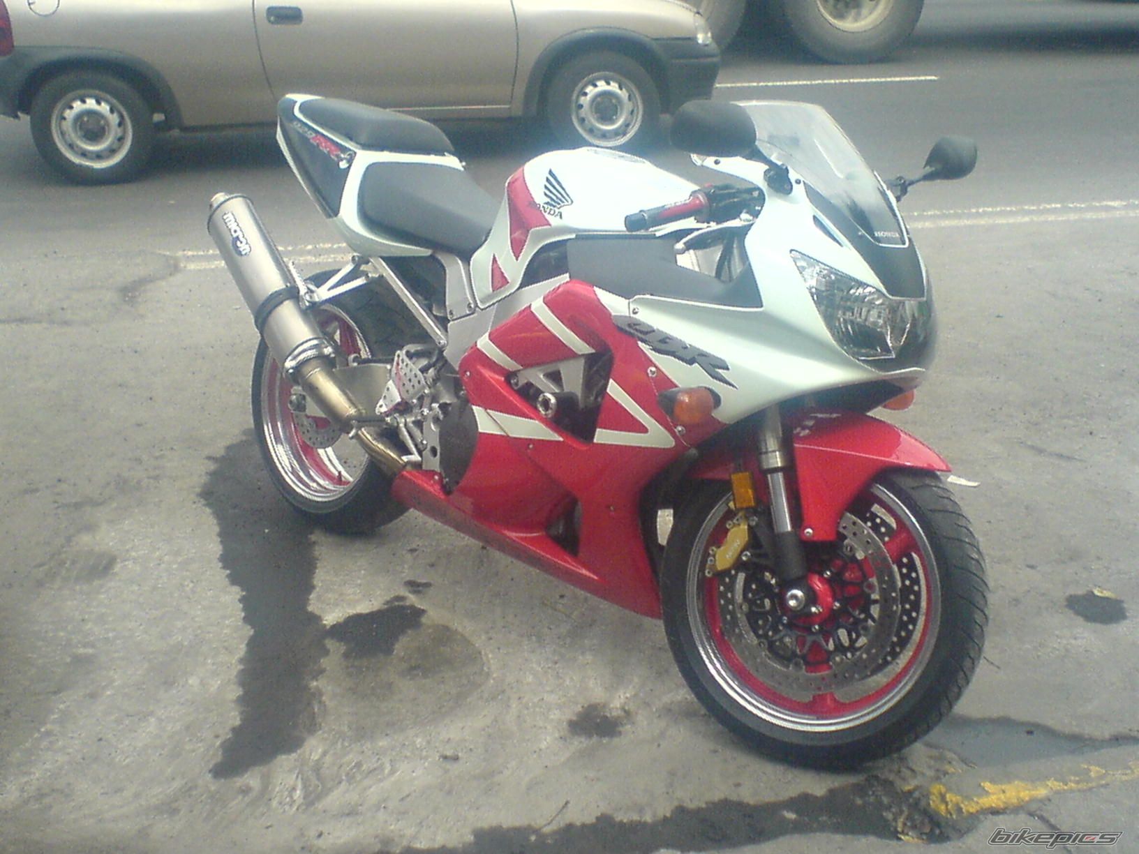 Photo 1078596