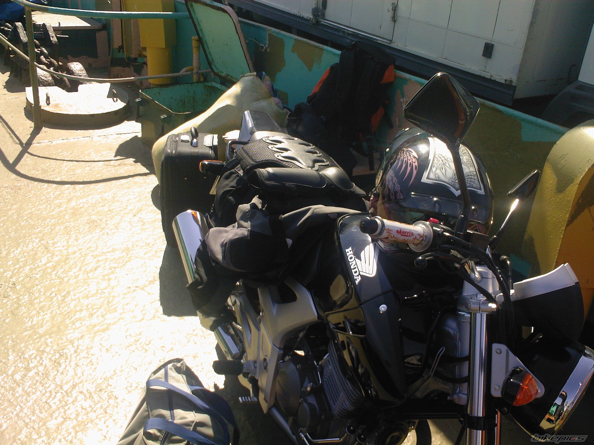 Photo 1078837
