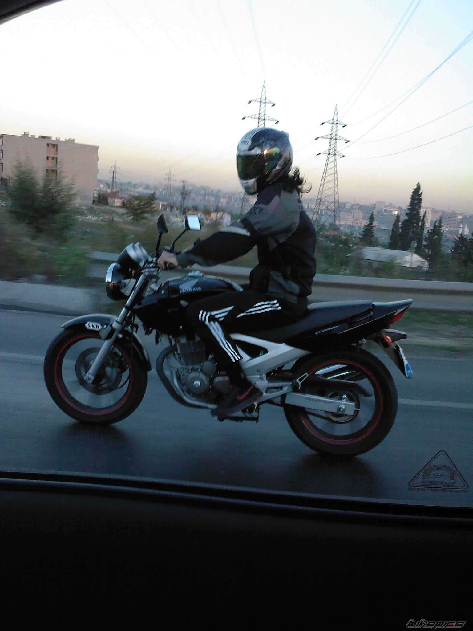 Photo 1078845